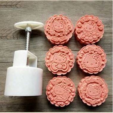 Picture of KHUÔN LÒ XO TRÒN HELLO KITTY 125G